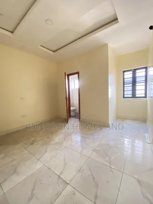 4bdrm Duplex in Osapa london for rent