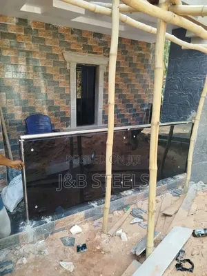 10m Black Glass