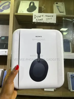 Sony WH-1000XM5