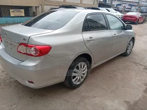 Toyota Corolla 2013 Silver
