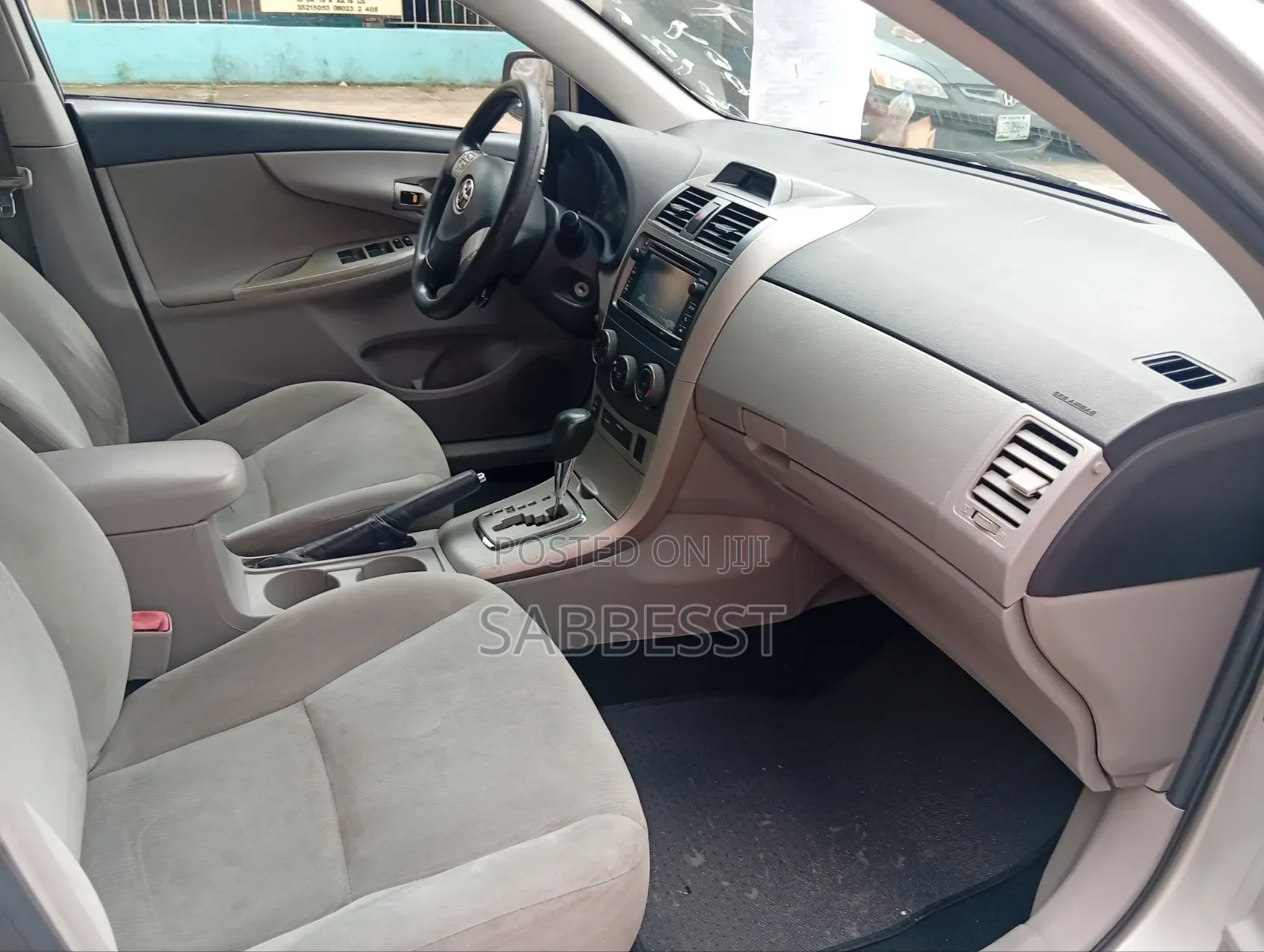 Toyota Corolla 2013 Silver