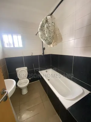 3bdrm Townhouse / Terrace in Ikate for rent