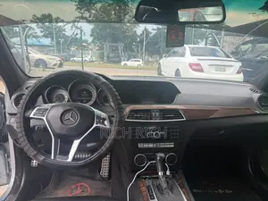 Mercedes-Benz C300 Sport 4Matic Sedan AWD (3.5L 6cyl 7A) 2013 Blue