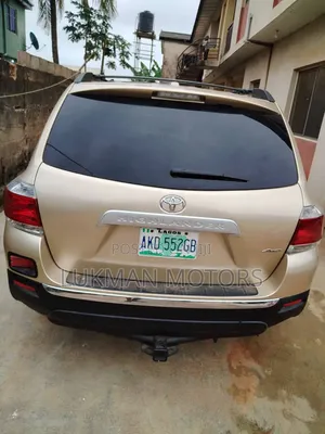 Toyota Highlander 2010 Gray