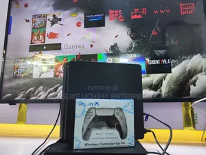 Playstation 4 Slim