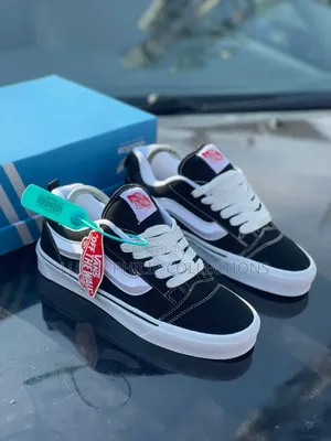 Quality Van's Laceup Shoe