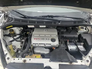 Toyota Sienna 2006 White