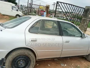 Toyota Camry 2002 Gold