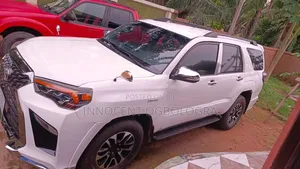 Toyota 4-Runner 2008 White