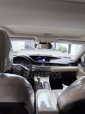 Lexus ES 350 FWD 2016 Red