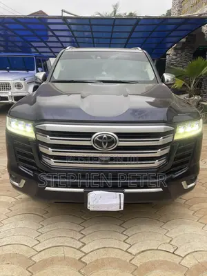 Toyota Land Cruiser 2022 Black