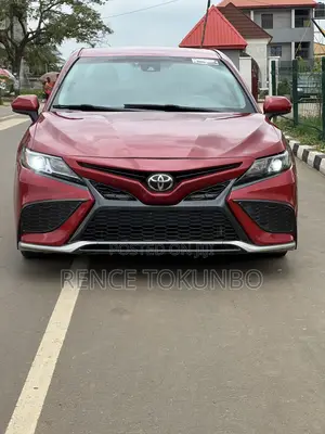 Toyota Camry 2021 Red