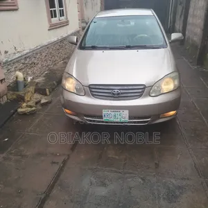 Toyota Corolla LE 2024 Brown