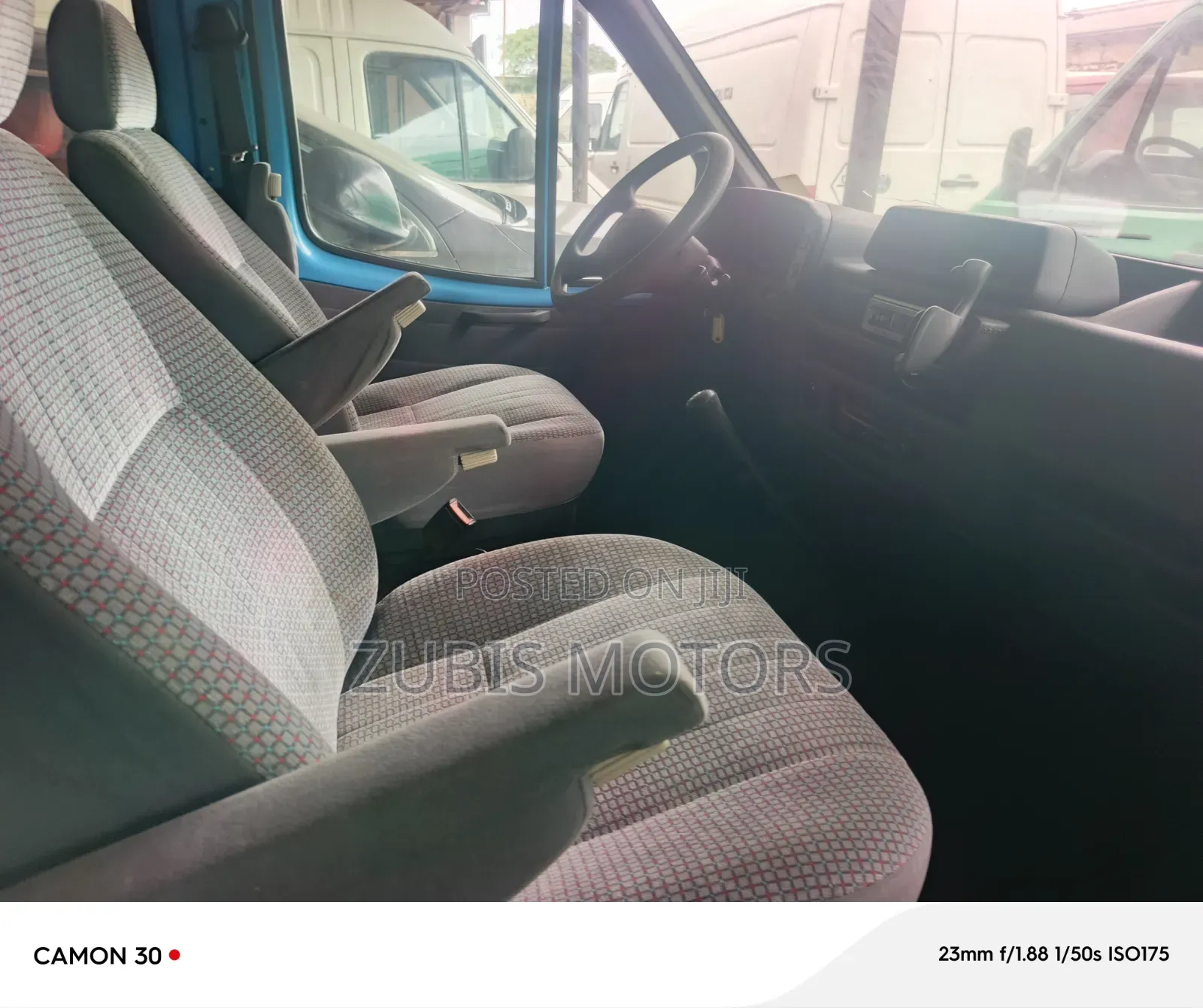 Ford Transit 2002 Blue