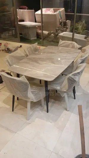 Modern 6 Seater Dining Marble Set