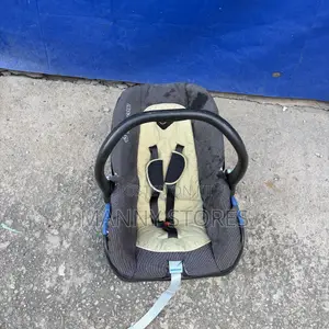 Neatly Used Baby Car Seater