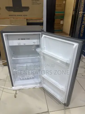 Hisense 90L Refrigerator With Freezer Compartment