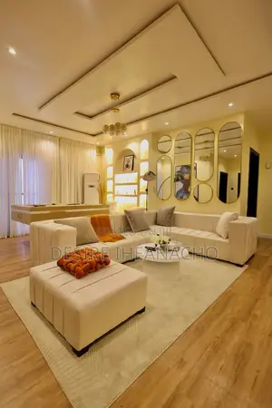 New Luxurious 2-Bedroom Apartment for Shortlet