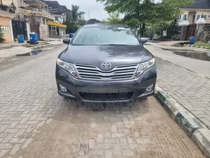 Toyota Venza 2010 Gray