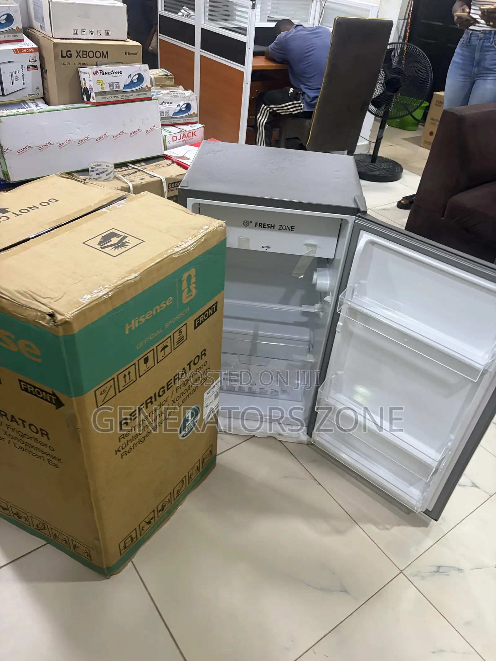 Hisense 90L Refrigerator for Personal Use