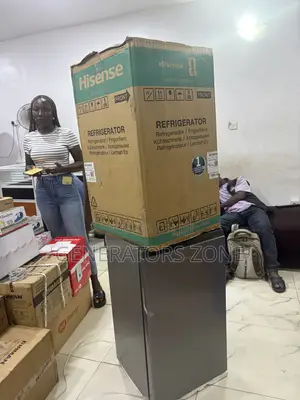 Hisense 093DR Refrigerator for Limited Spaces