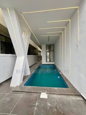 5bdrm Duplex in Lekki for sale