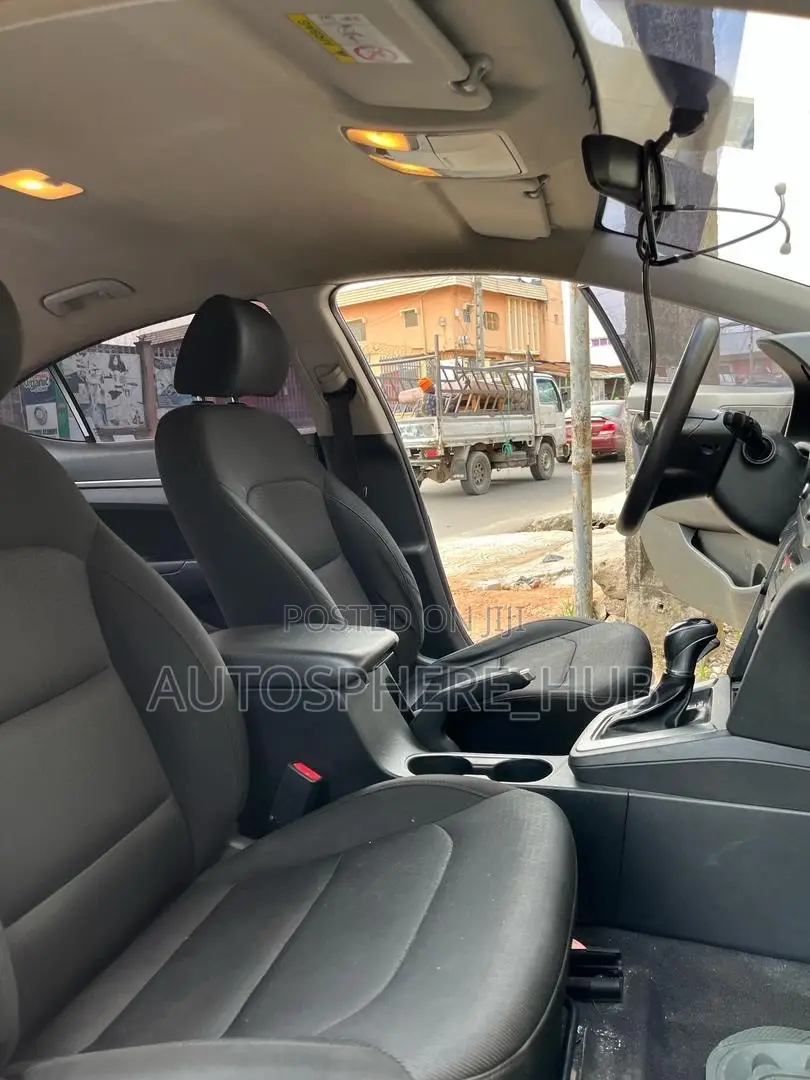 Hyundai Elantra ECO 2018 Black