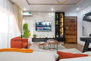 Luxurious 1-Bedroom Apartment Ikate