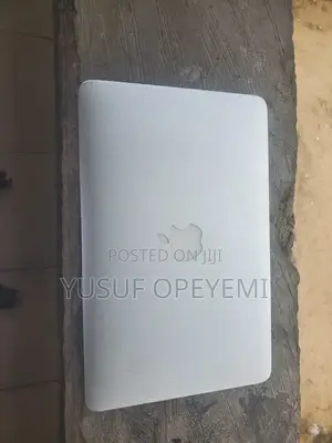 Laptop Apple MacBook 2013 2GB Intel Core i5 SSD 128GB