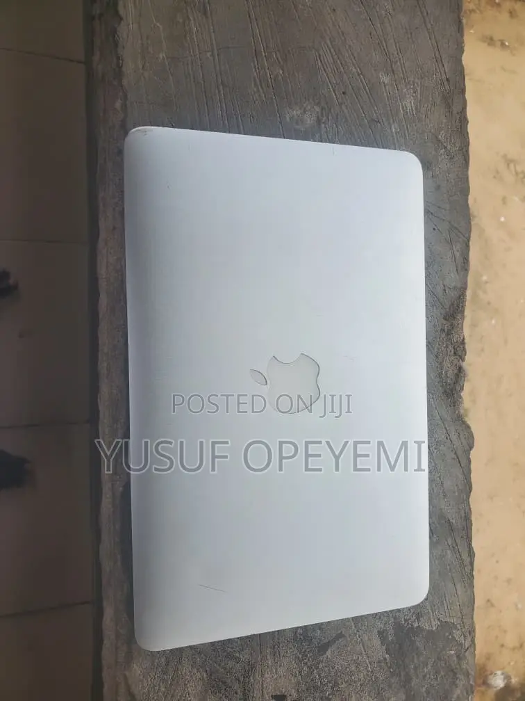 Laptop Apple MacBook 2013 2GB Intel Core i5 SSD 128GB