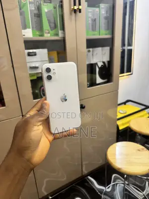 Apple iPhone 11 128 GB White