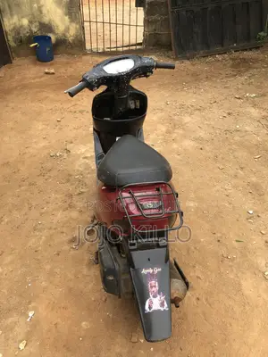 Honda Dio 2021 Red