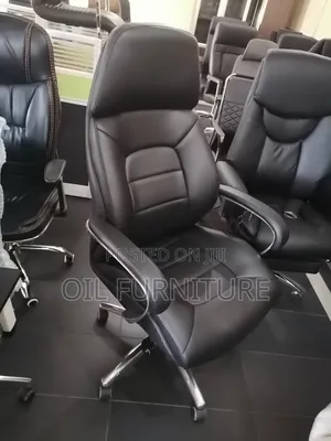 Executive High-Back Ergonomic Leather Office Chair – Heavy Duty
