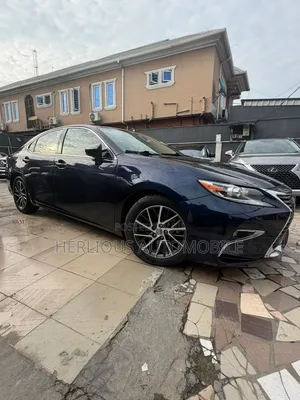 Lexus ES 2017 Blue