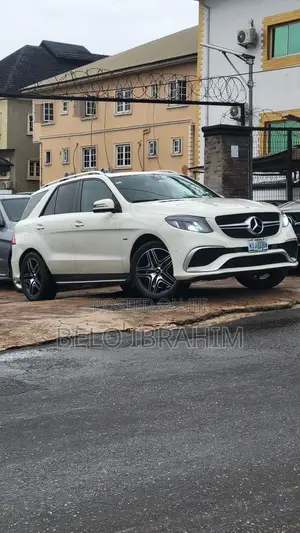 Mercedes-Benz M Class ML 350 4Matic 2012 White