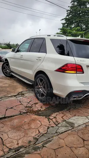 Mercedes-Benz M Class ML 350 4Matic 2012 White