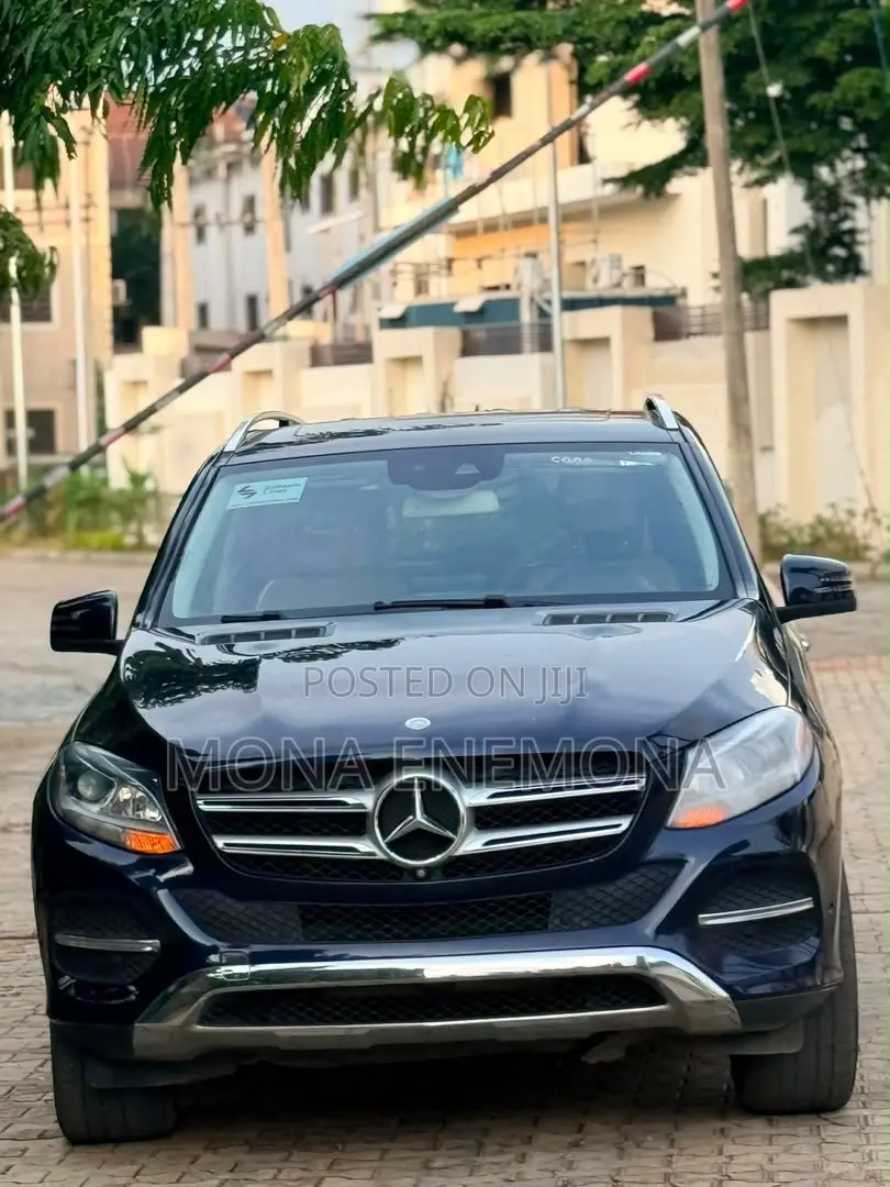 Mercedes-Benz GLE-Class 2017 Blue