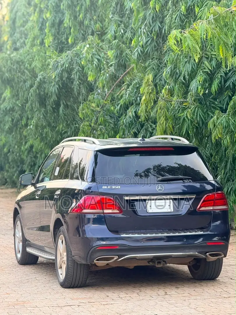 Mercedes-Benz GLE-Class 2017 Blue