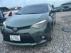 Toyota Corolla LE Eco Premium 4dr Sedan (1.8L 4cyl CVT) 2015 Green