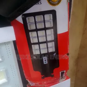 500watts Emirates Solar Street Lights