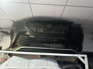 Front Bumper Highlander 2020-023 XSE