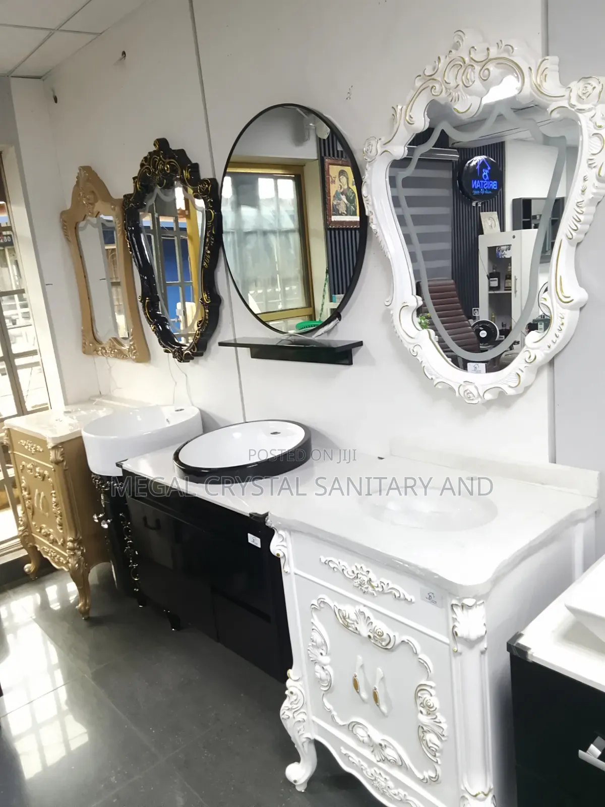 Executive Luxury Cabinet for Masters