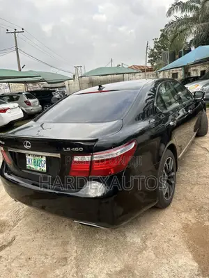 Lexus LS 2010 Black