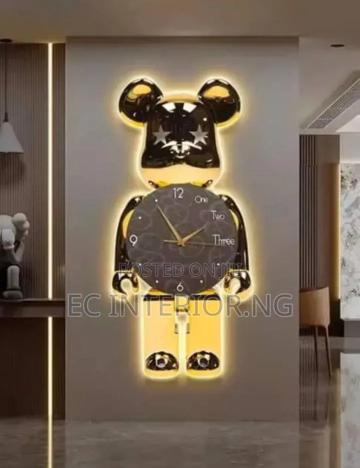 Modern Light Wall Clock Bear Large