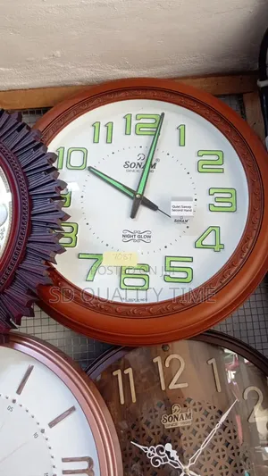Sonam Night Glow(Bold Number) Wall Clock