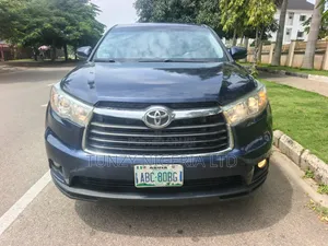Toyota Highlander LE 4dr SUV (2.7L 4cyl 6A) 2015 Blue