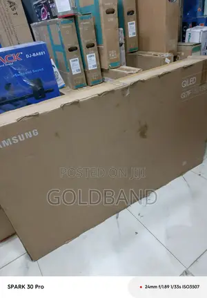 Samsung 55" QLED Smart TV – Brilliant Colors, Smart Living