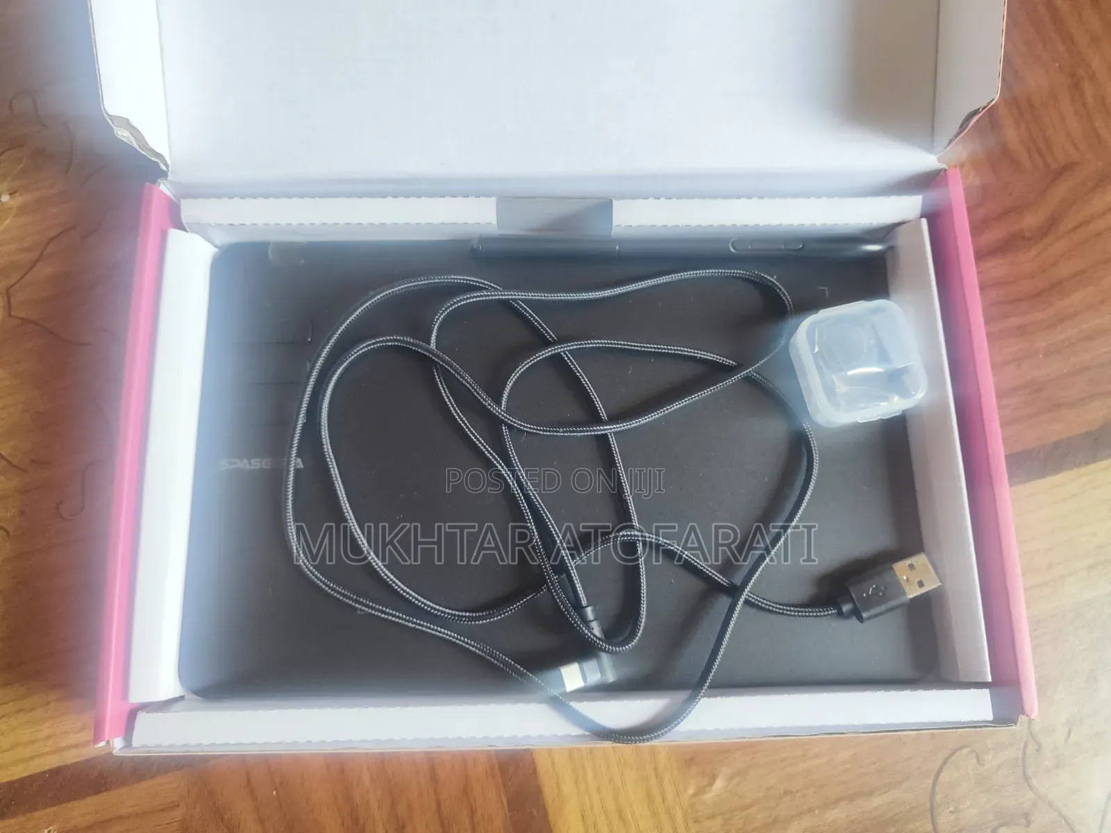 Vinsa T605 Graphic Tablet