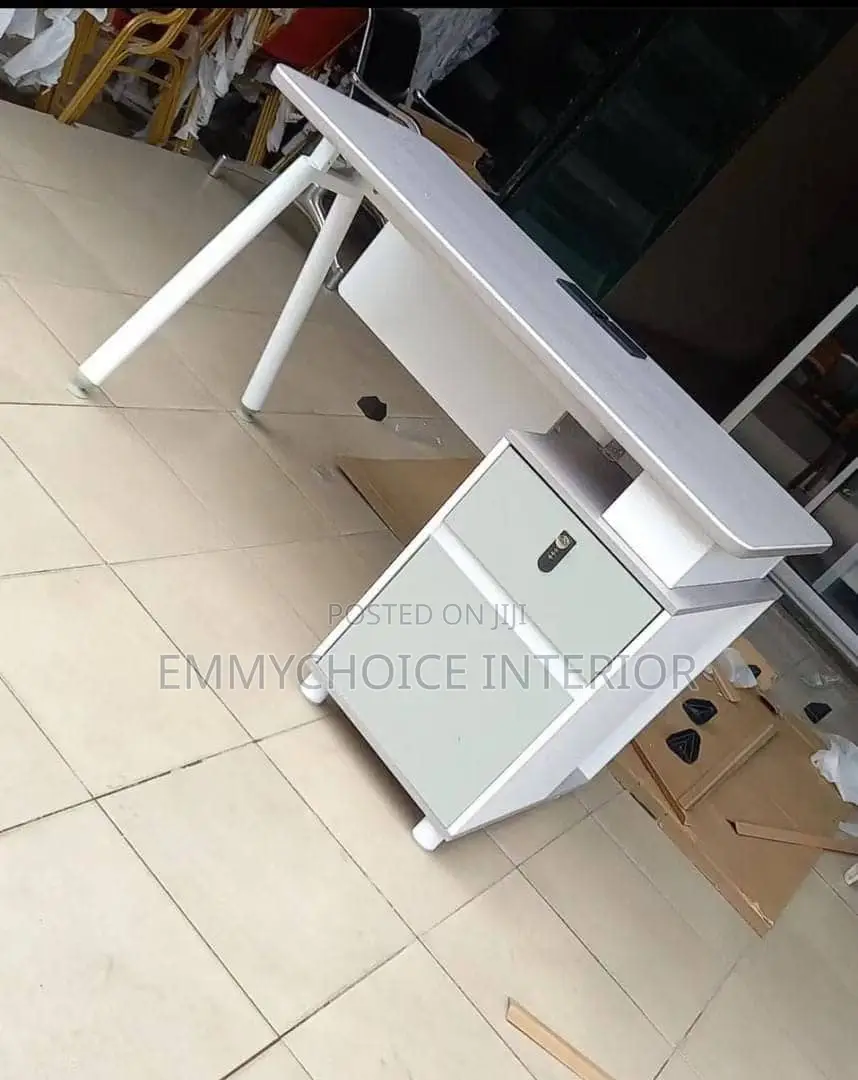Modern Office Desk With 2 Drawers