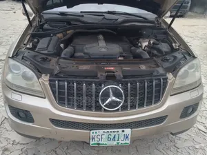 Mercedes-Benz M Class 2005 Gold